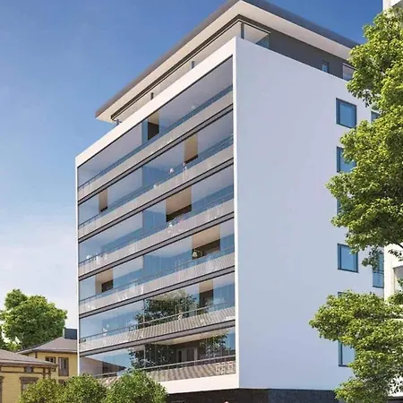 Apartament Center 11 *